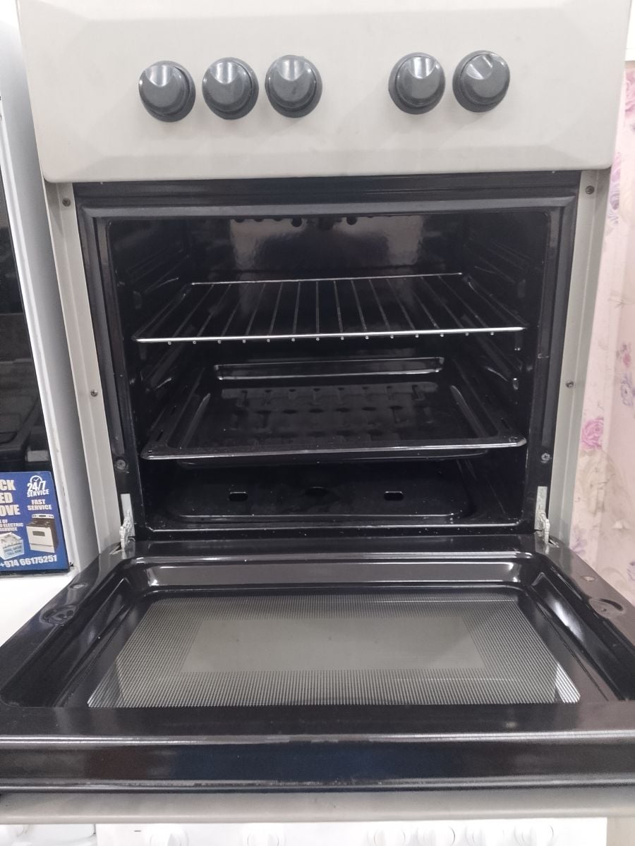 Gas stove for sale 50*50 - Image 3