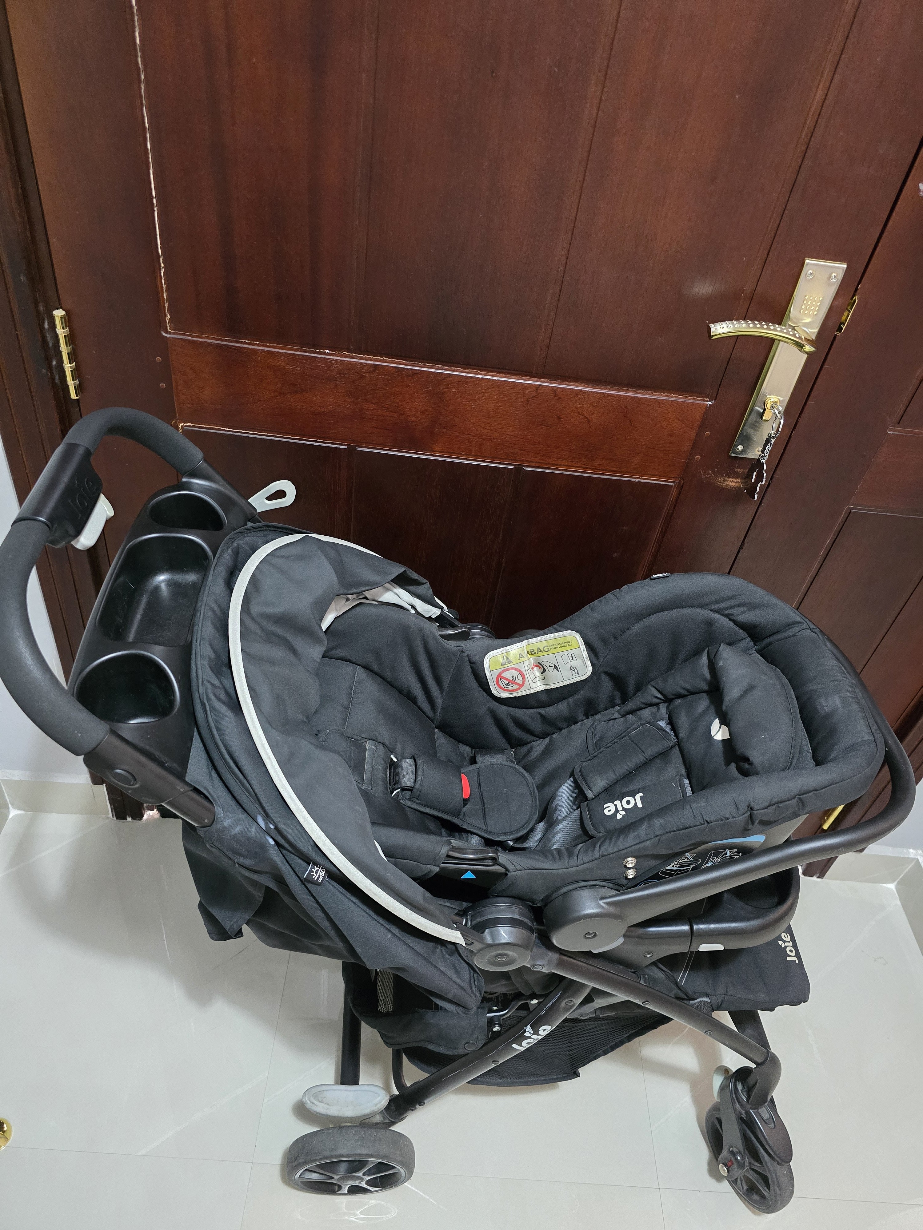Stroller and car seat - Image 2
