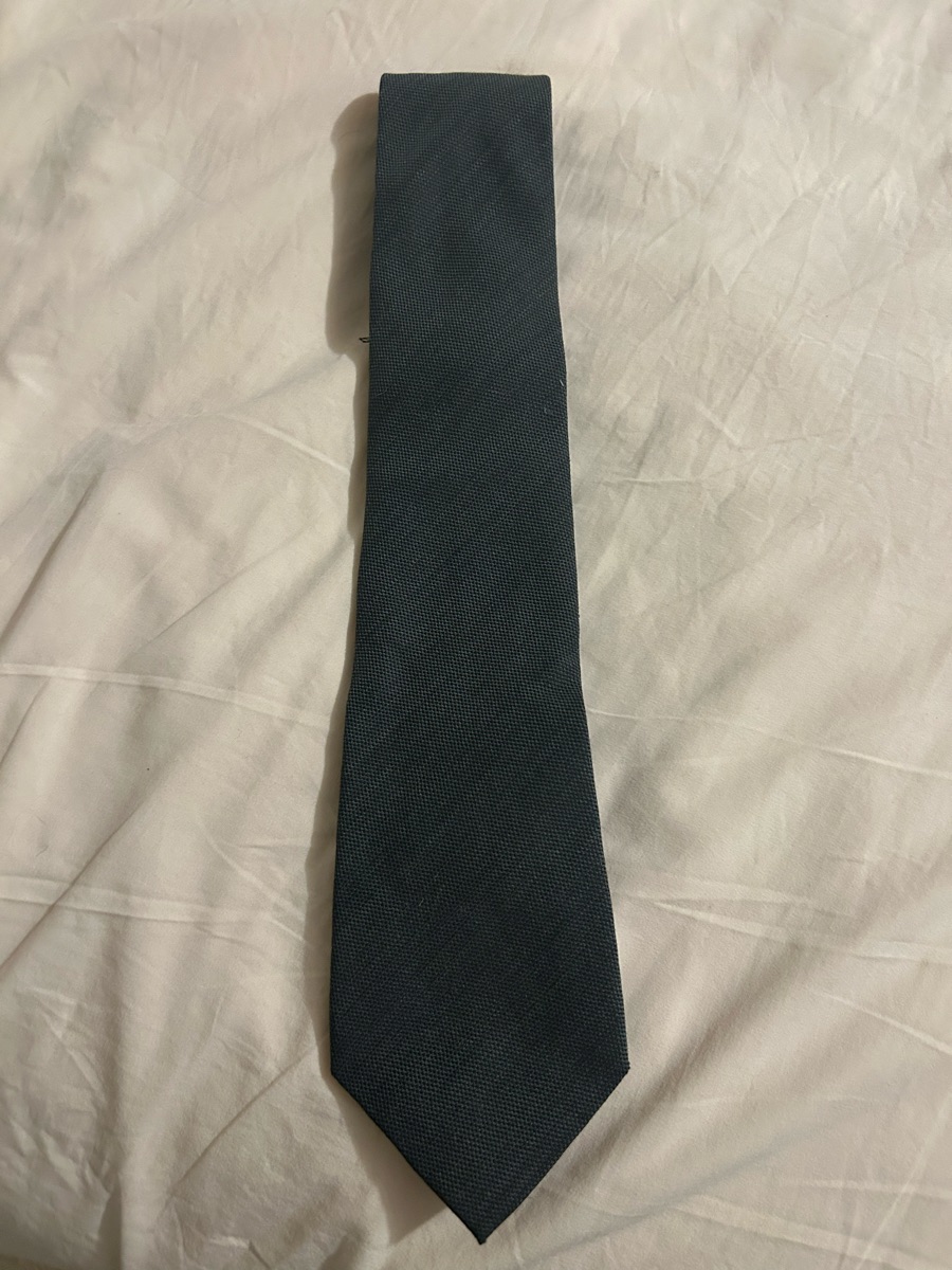 Men’s Suit - Medium (3 free ties) - Image 10