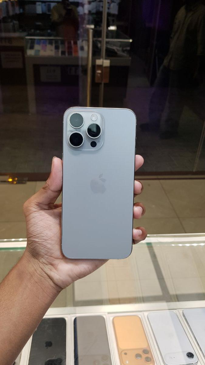 iPhone 15 Pro Max 256GB - Image 2