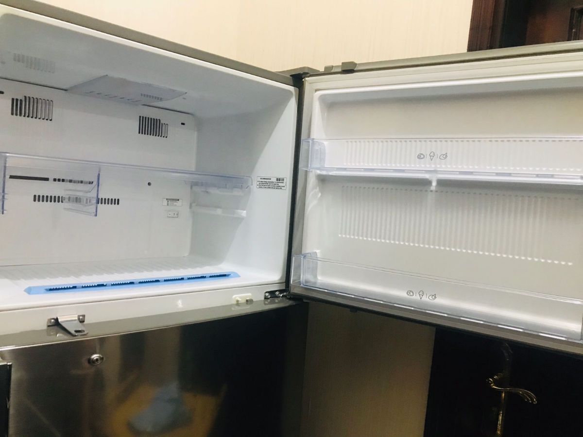 LG Refrigerator big double door 610 ltr - Image 4