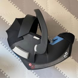 Baby car seat / infant car seat - Cybex Aton - Image 1