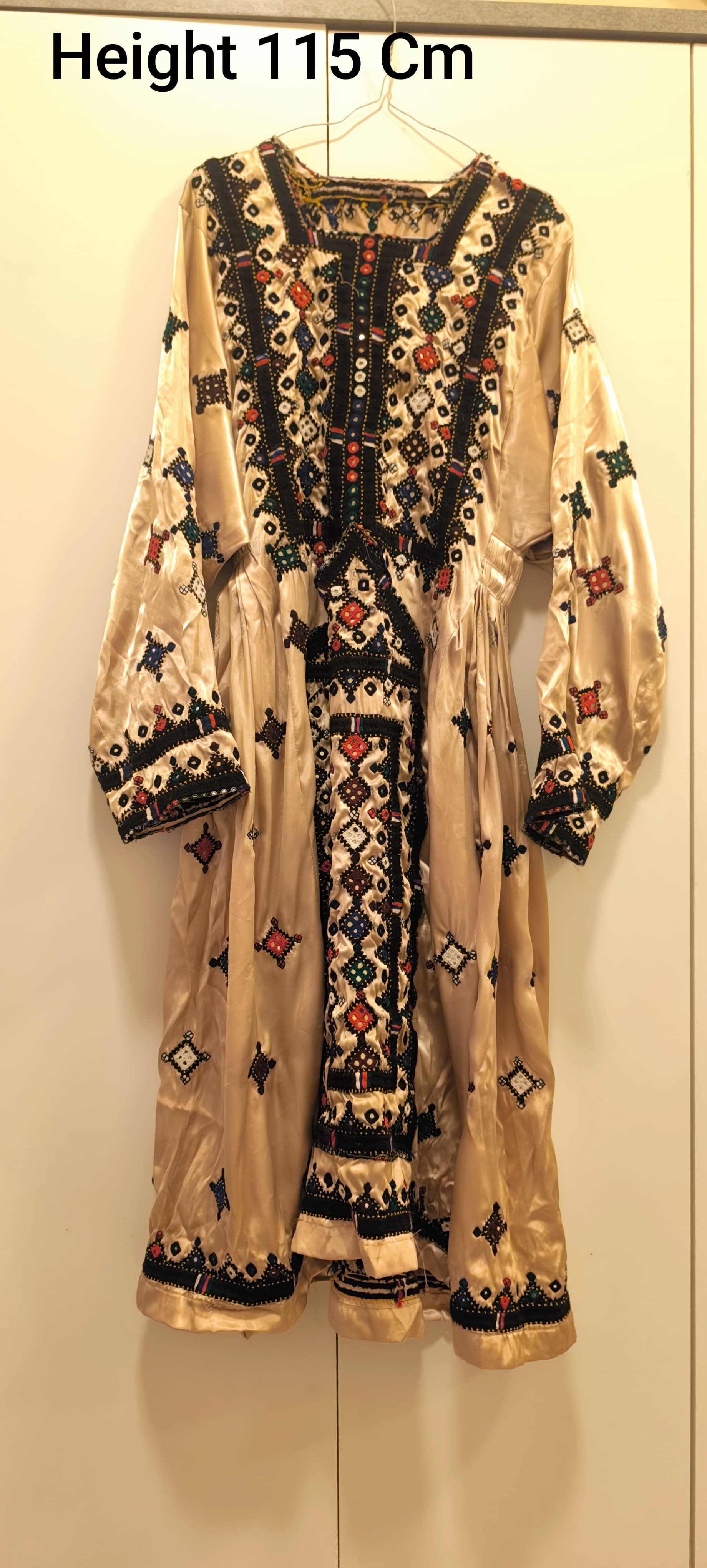 Dresses and Abaya  - Image 24