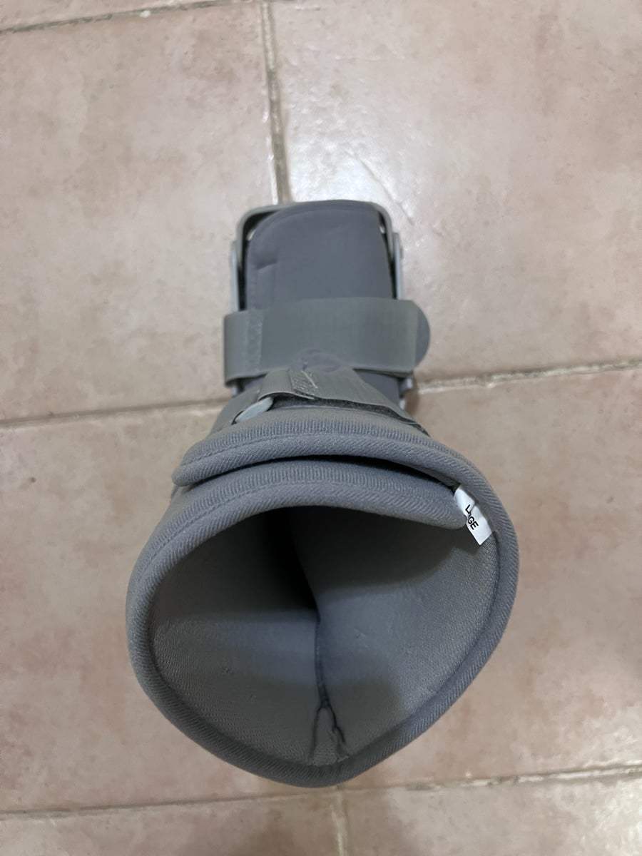 Medical boot - Image 2