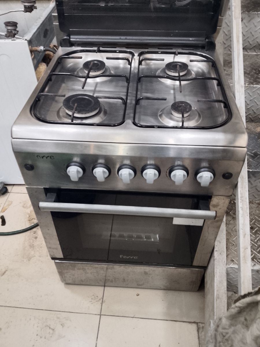 Gas stove for sale 60*60 - Image 2