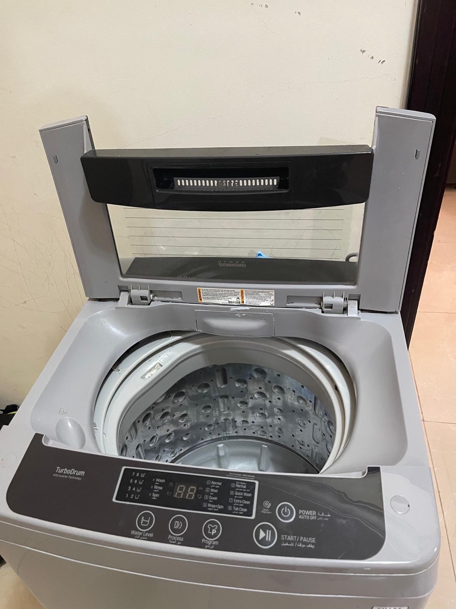 LG TOP LOAD WASHING MACHINE 9kg - Image 3