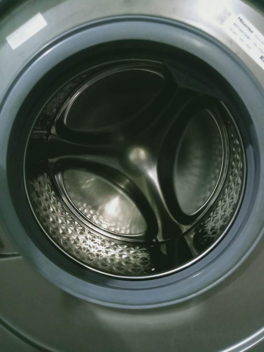 Hisense 8 kg washing machine for sale - Image 1