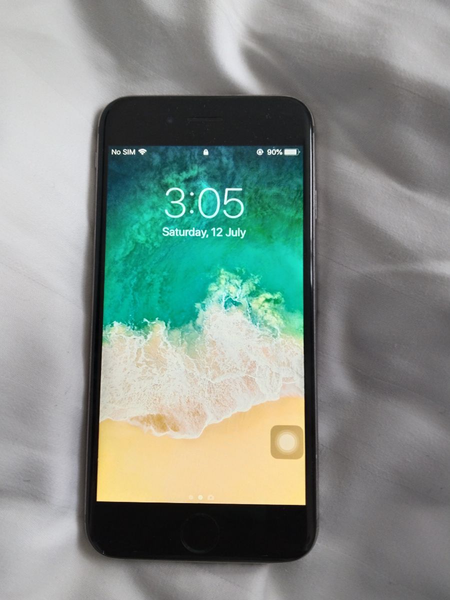 Iphone 6 - Image 1