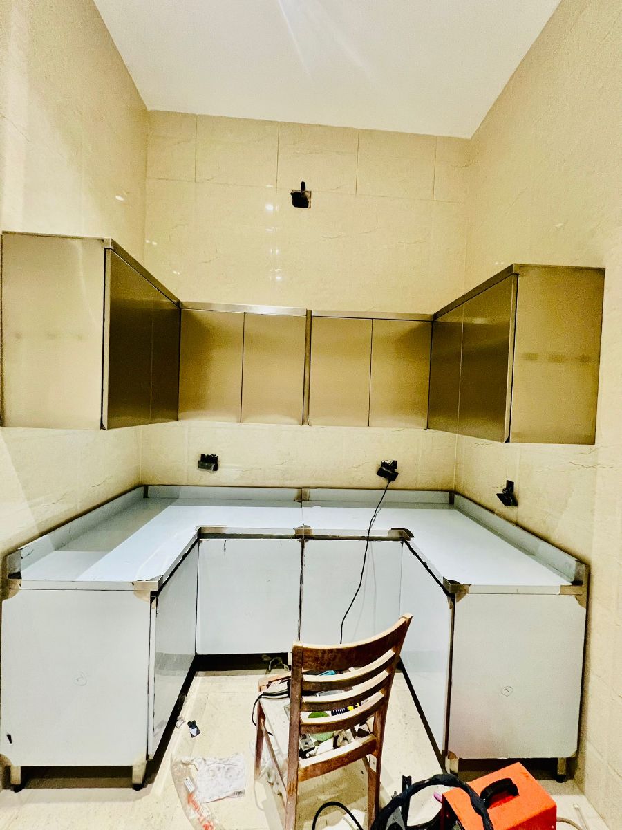 Stainless steel cabinet - Image 11