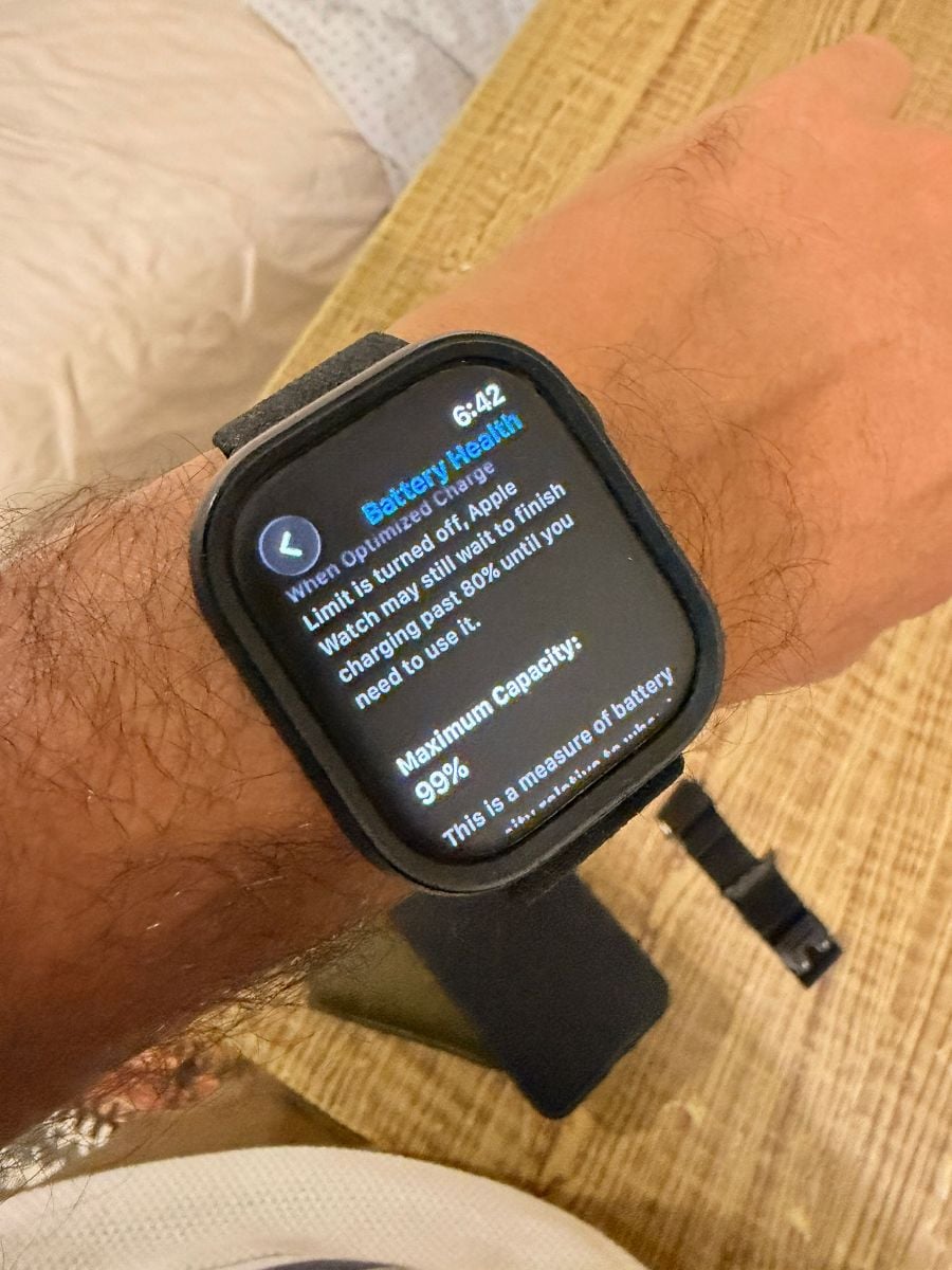 Apple Watch Series 10 - 46mm - Image 3