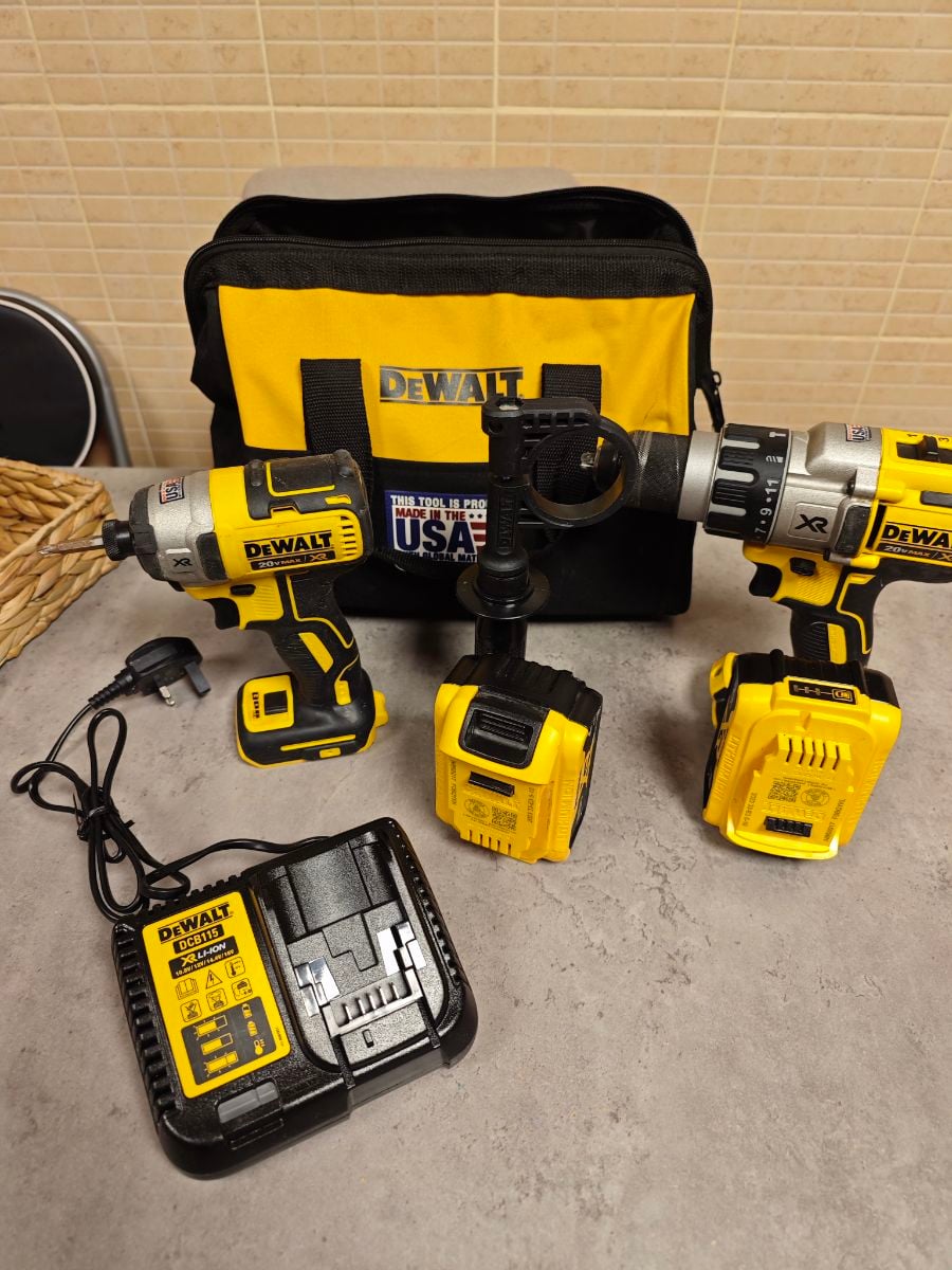 DEWALT 20V MAX Hammer Drill and Impact Driver - Image 1