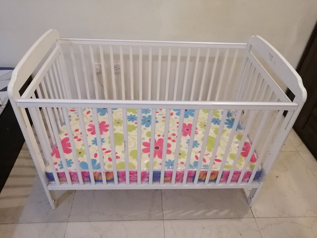 Baby adjustable cradle and baby bed - Image 1