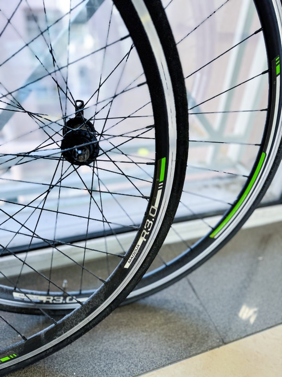 R3.0 Road Bike Wheel - Image 4