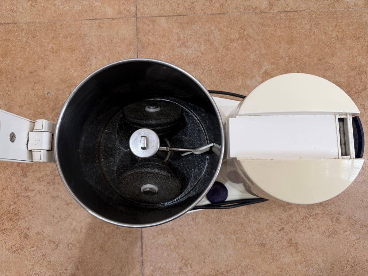 Ultra wet grinder 1.25 liters - Image 1