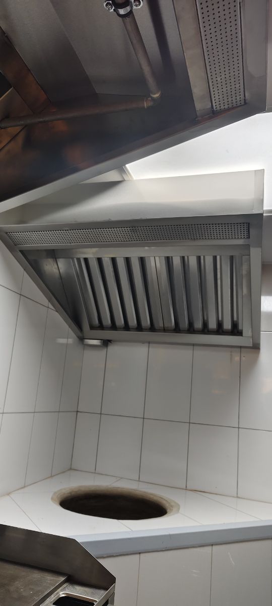 Hood new fabrication Stainless steel - Image 2