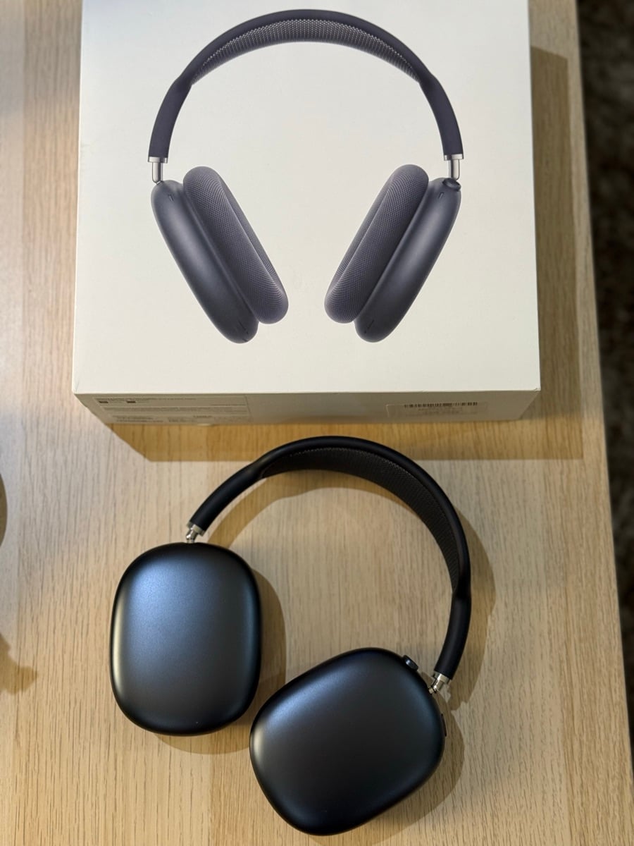 Airpod Max 2024 Midnight Usb C - Image 3
