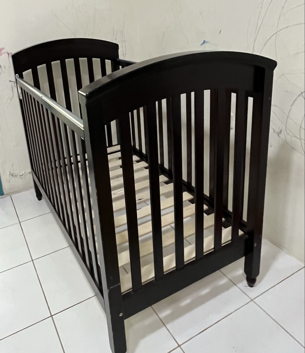Baby crib - Image 6