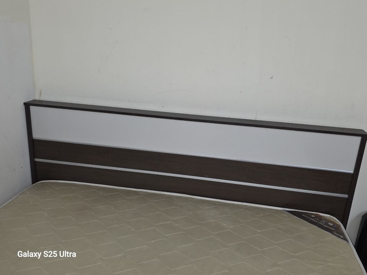 KING SIZE BED - Image 1
