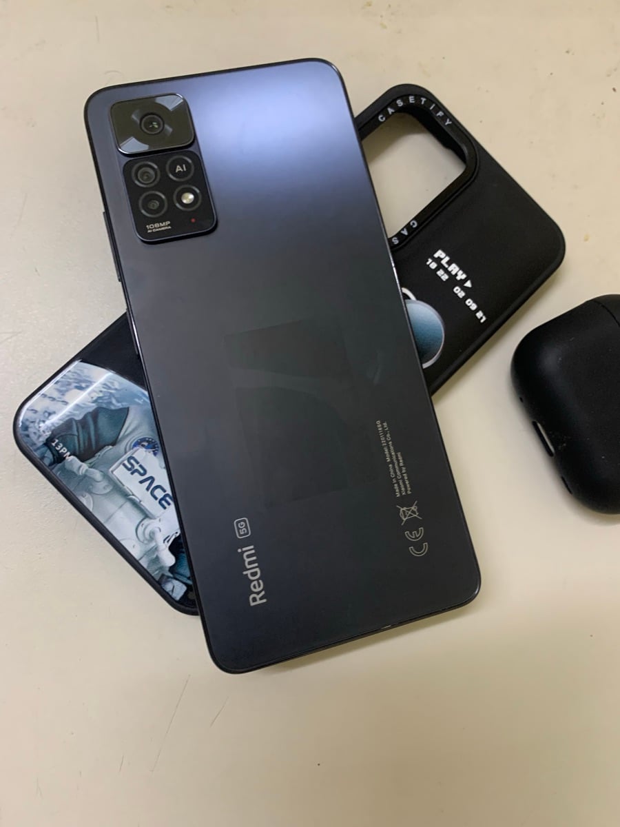 Redmi Note 11 Pro 5G  -  Graphite gray - Image 3