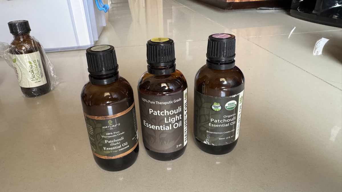 Exclusive Essential Oils huge Collection for Sale - Image 13