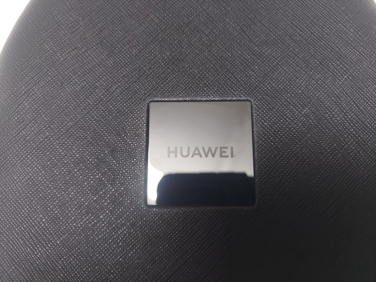 Original Huawei freebuds studio Bluetooth headphone - Image 5