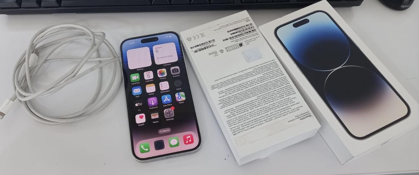 iPhone 14pro gb 256 silver color, very good condition, no scratch - Image 1