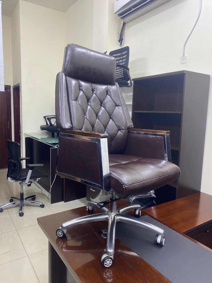 Used office furniture buy and sale - Image 7