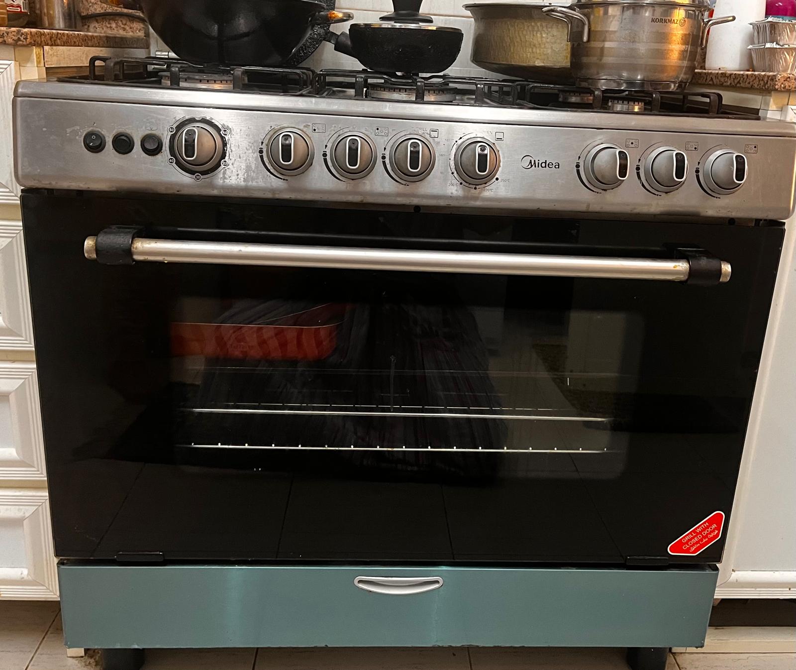 Cooking Range - Image 1