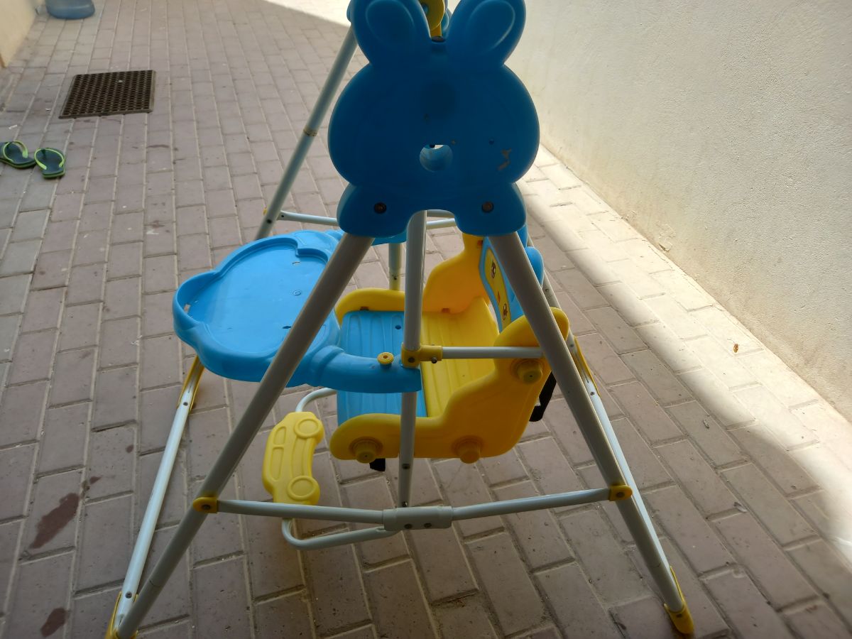 Strong Baby swing in good condition - Image 4