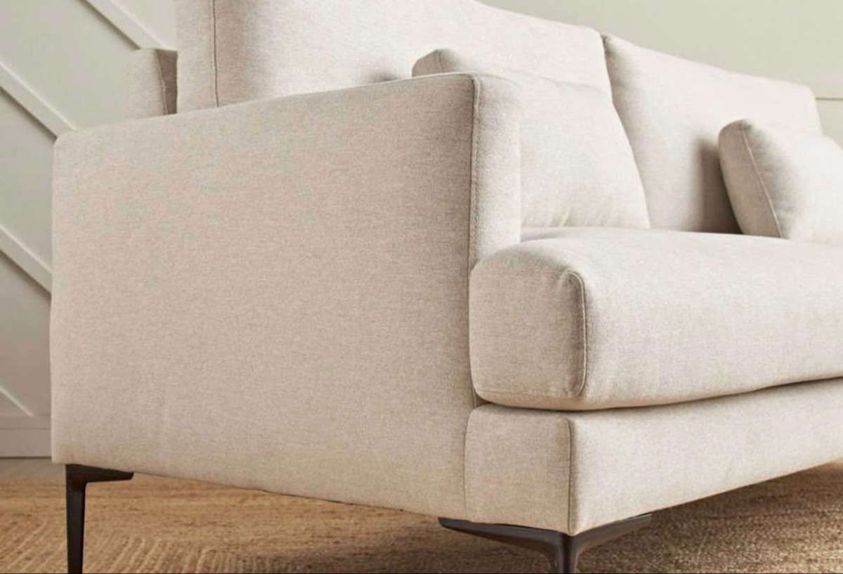 3 seater Anders Sofa from Home Centre for 550 QR - Image 6