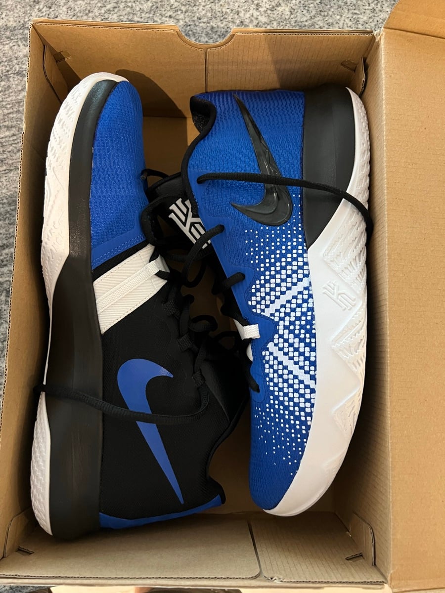 Nike Kyrie Basketball Shoes BrandNew - Original - Image 2
