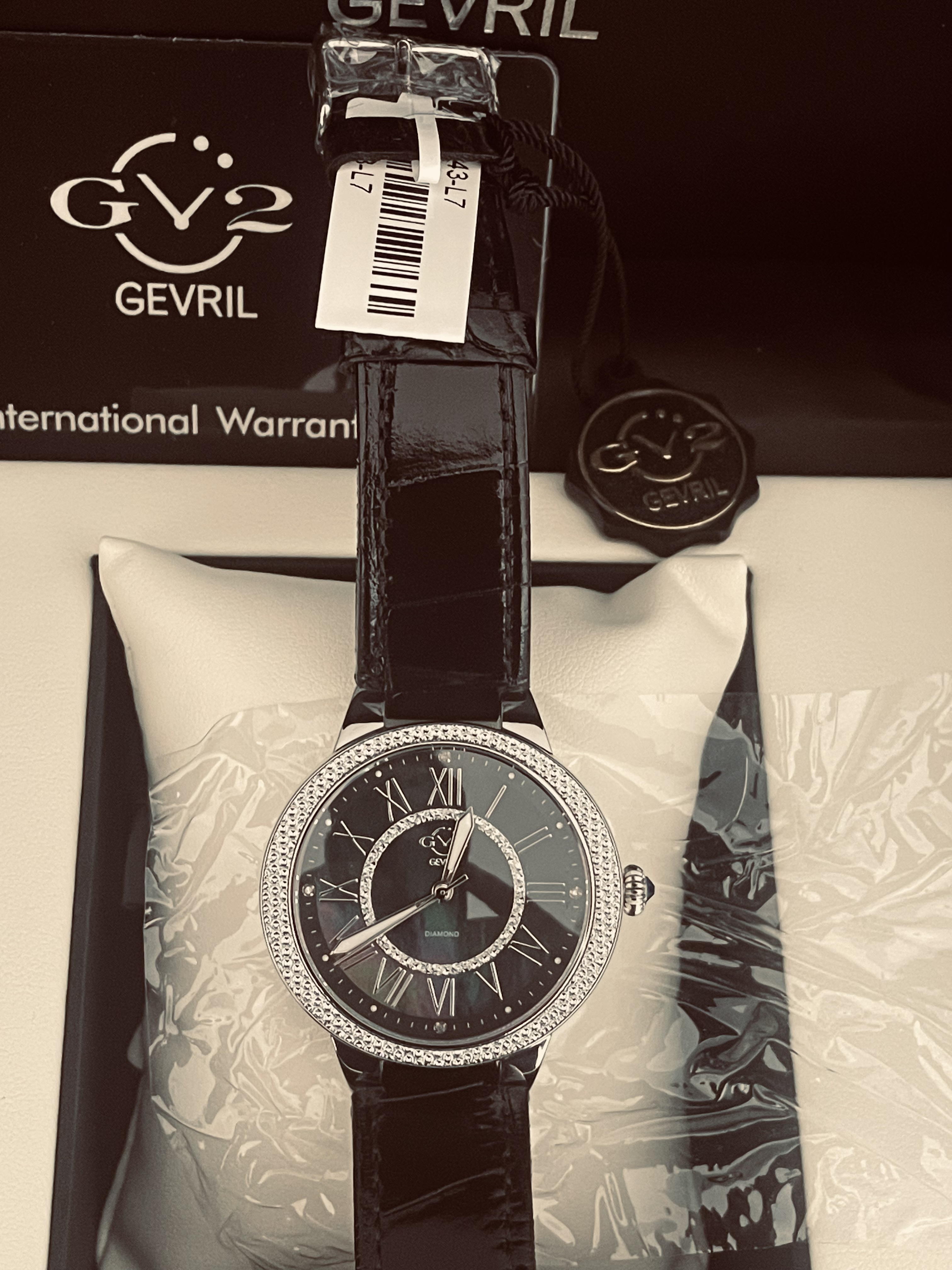 New Swiss Made GV2 Gevril Astor II Diamonds  - Image 2