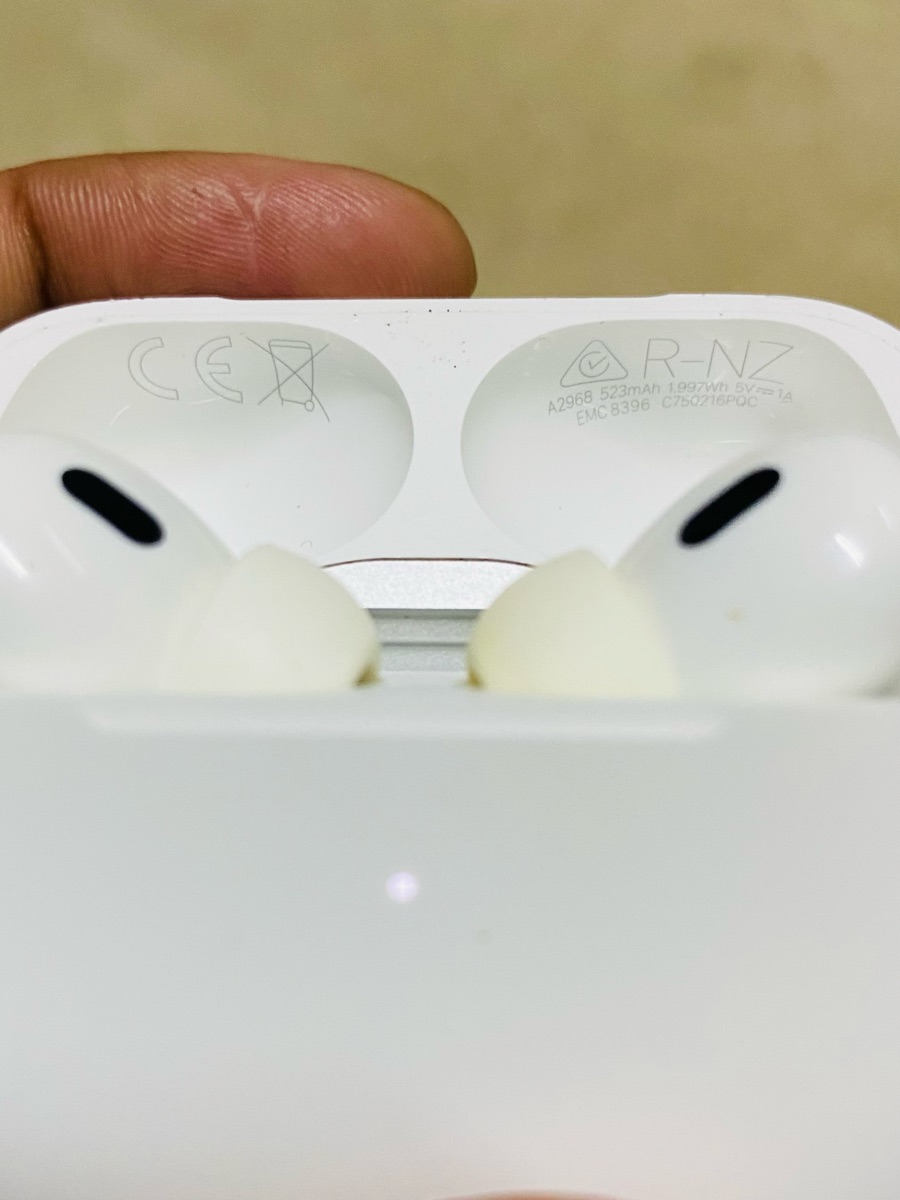 AirPods Pro2 Type-C original 100% viatnam - Image 6