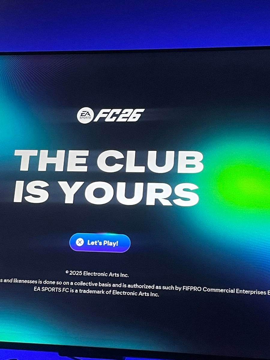 Ps5 slim 1tb with fifa 26 and 20 games and 1year  under warenty - Image 3
