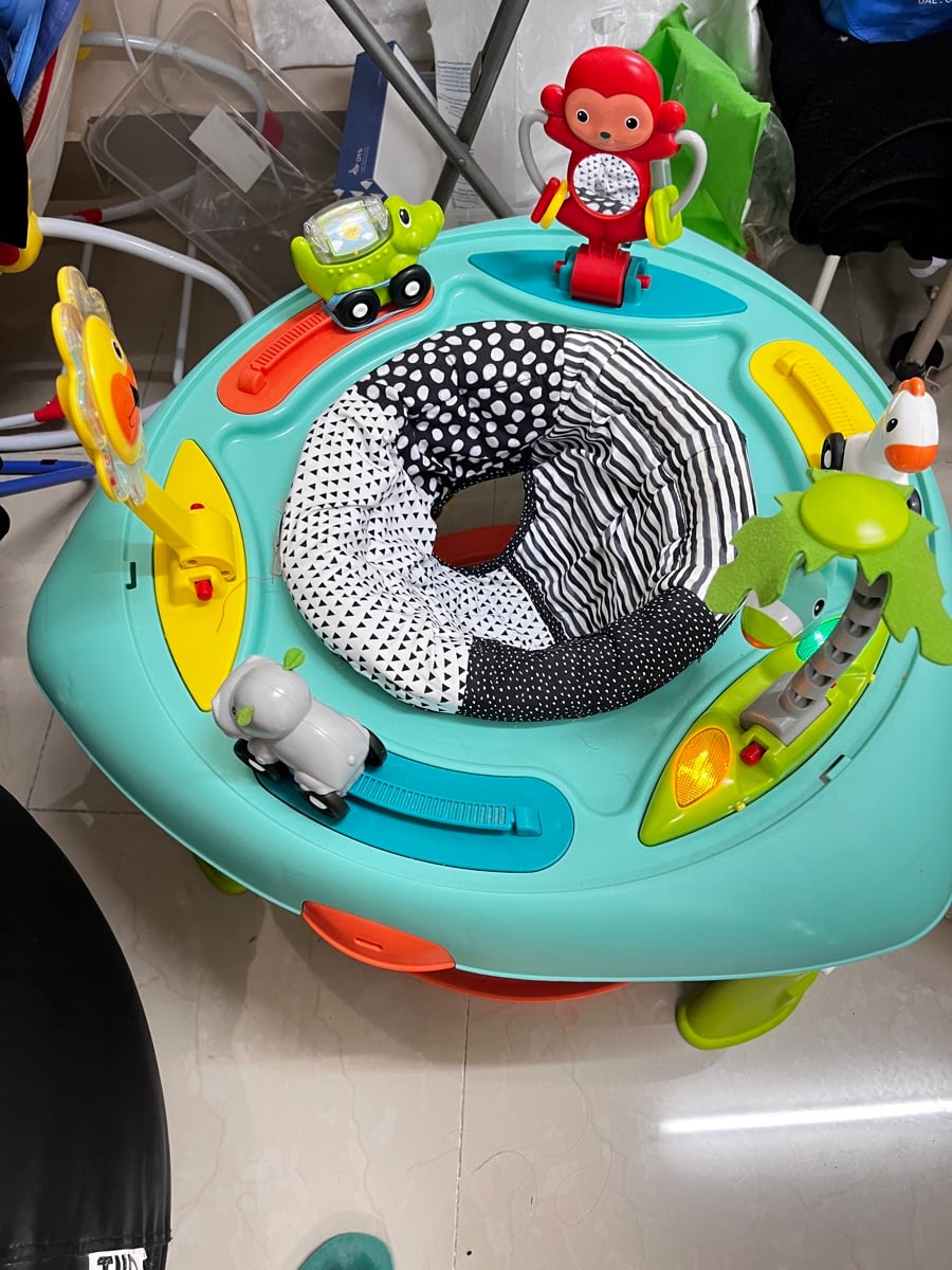 Infantino Sit, Spin & Stand Entertainer - Image 4