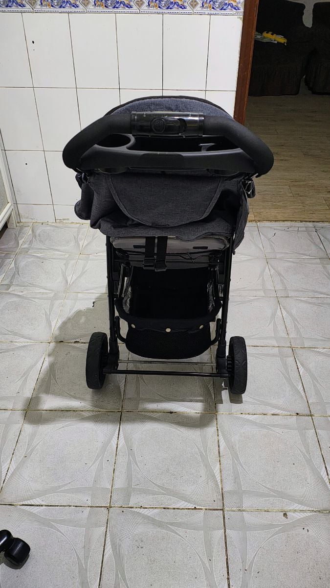 Stroller for sale in perfect condition - Image 2