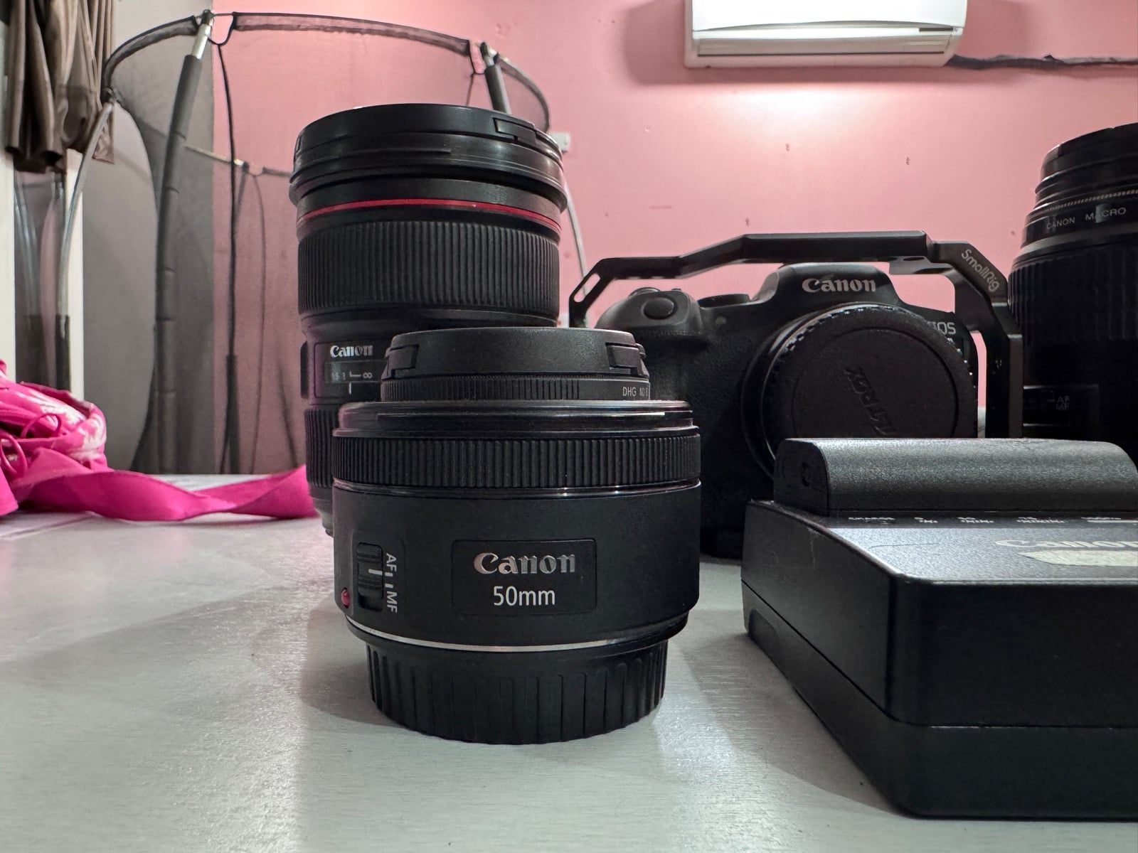 Canon lenses - Image 1