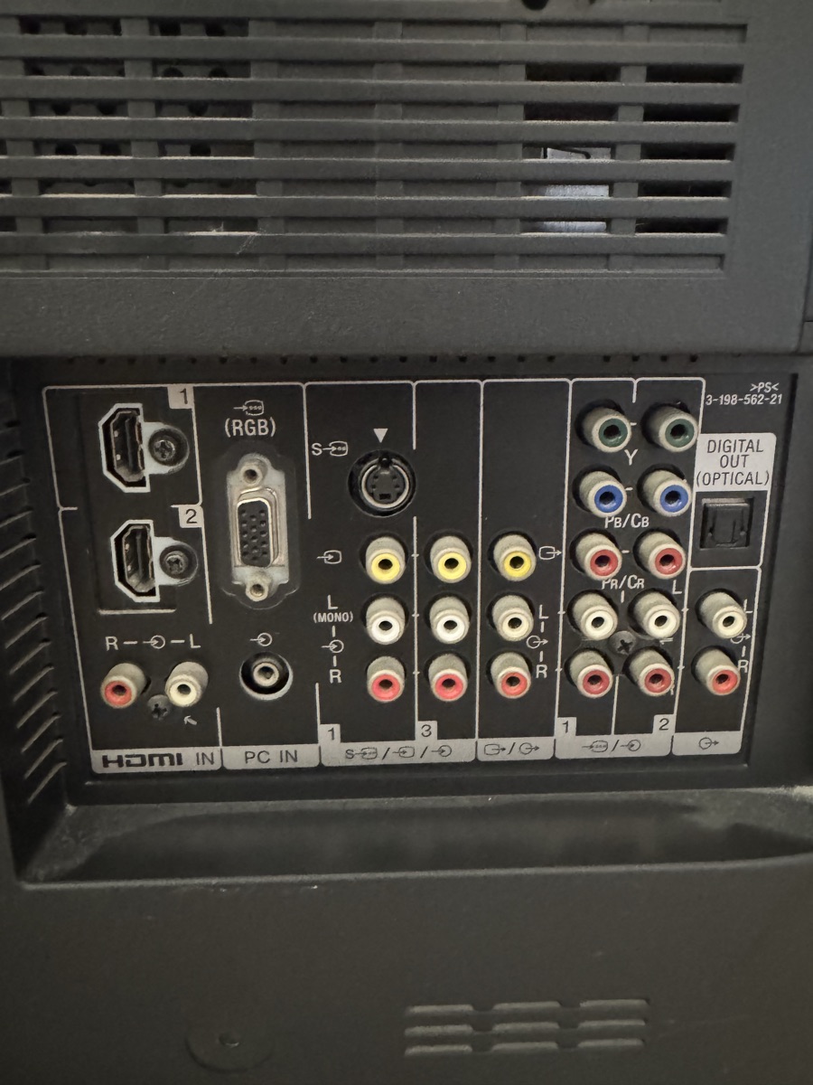 Sony TV Bravia V series - Image 4