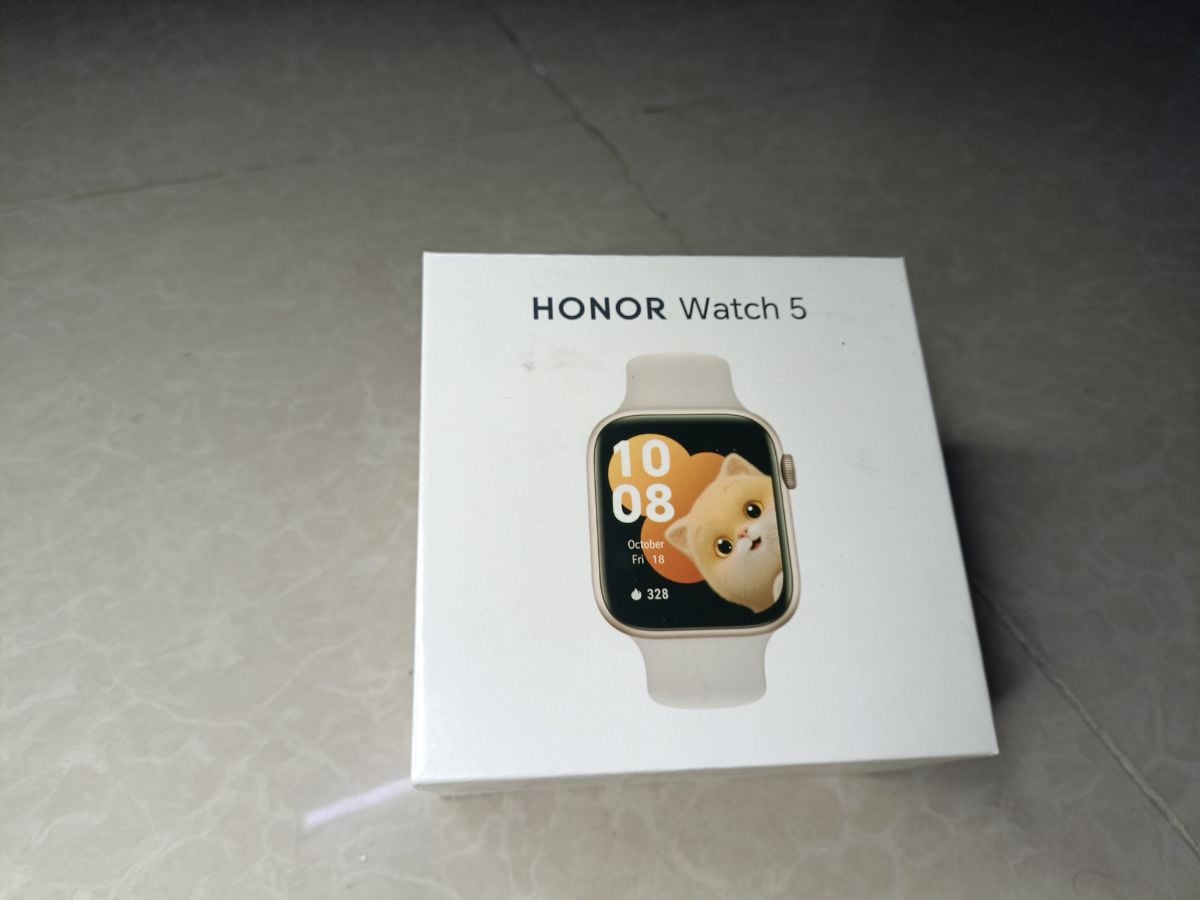 Honor Watch 5 – Gold – Brand New Sealed (No Warranty) - Image 1