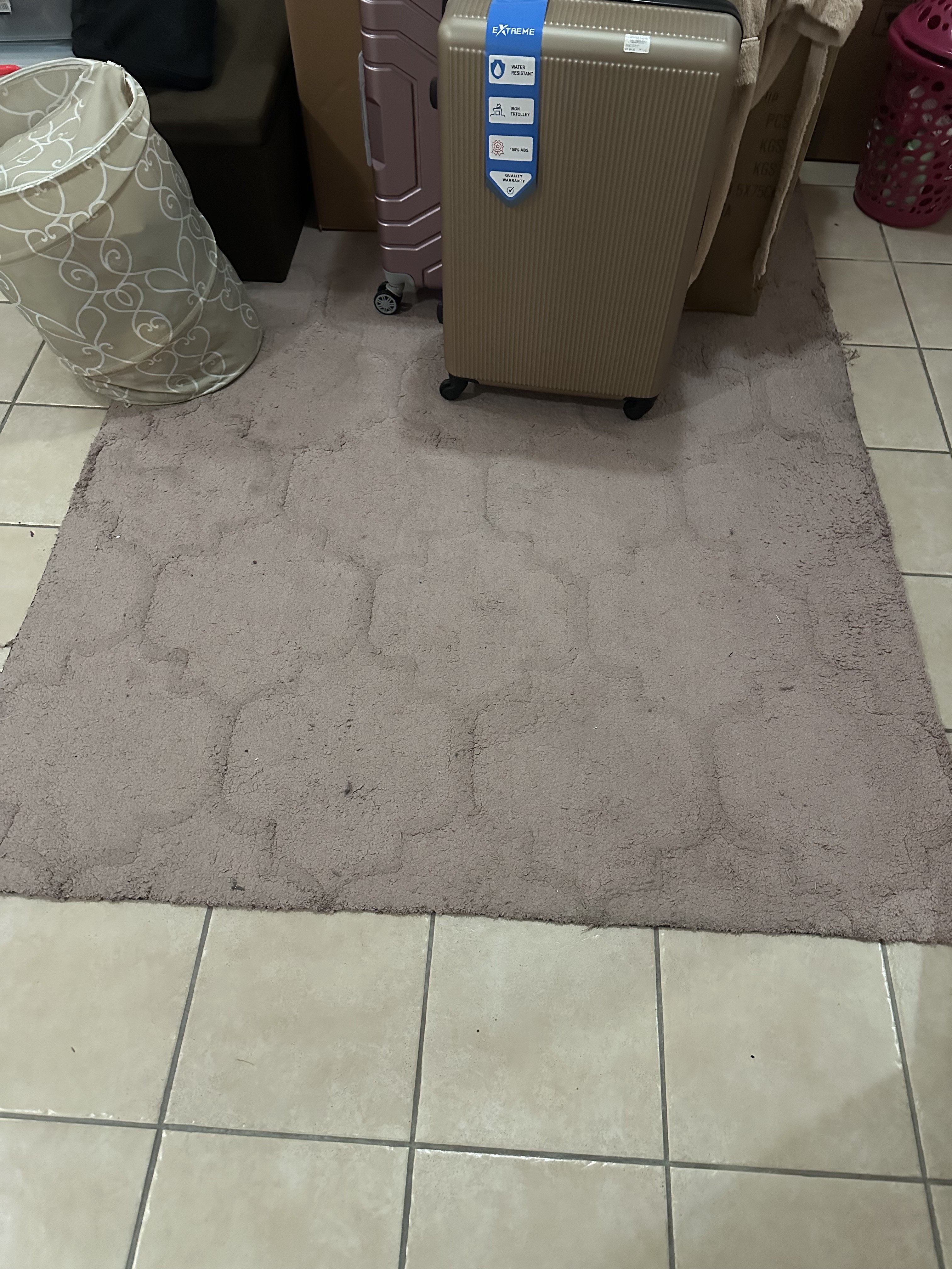 For Sale: 7 Used Rugs in Good Condition - Image 7
