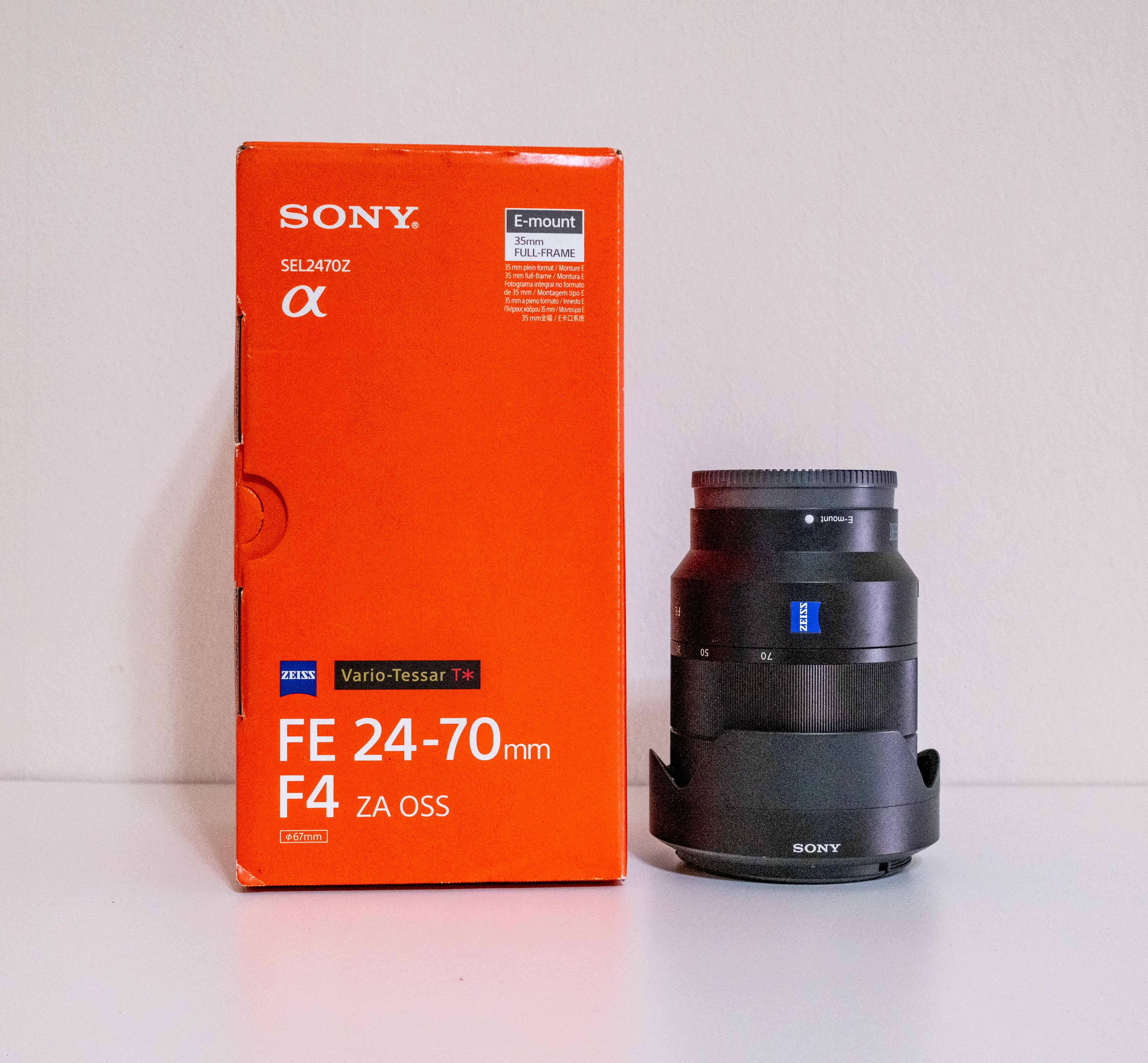 Sony Zeiss 24 - 70mm f/4 lens for sale - Image 4