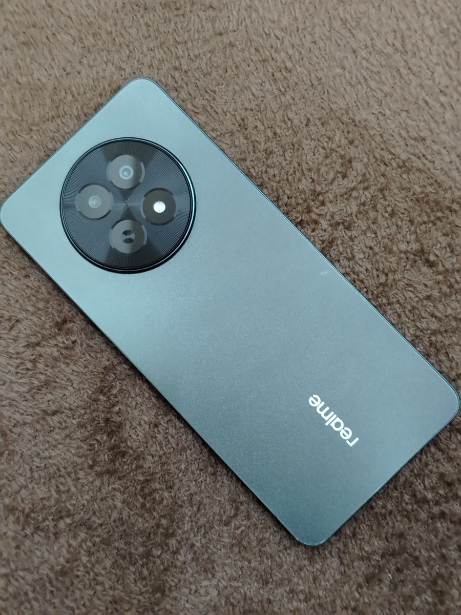 Realme 12x 5g (6+6/128)128 only phone - Image 1