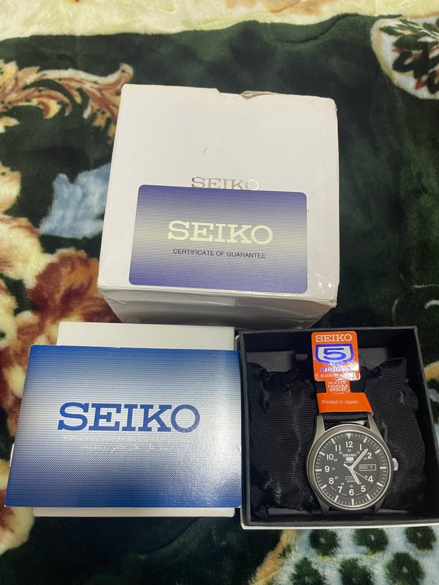 Original SEIKO 5 Sports Watch. - Image 1