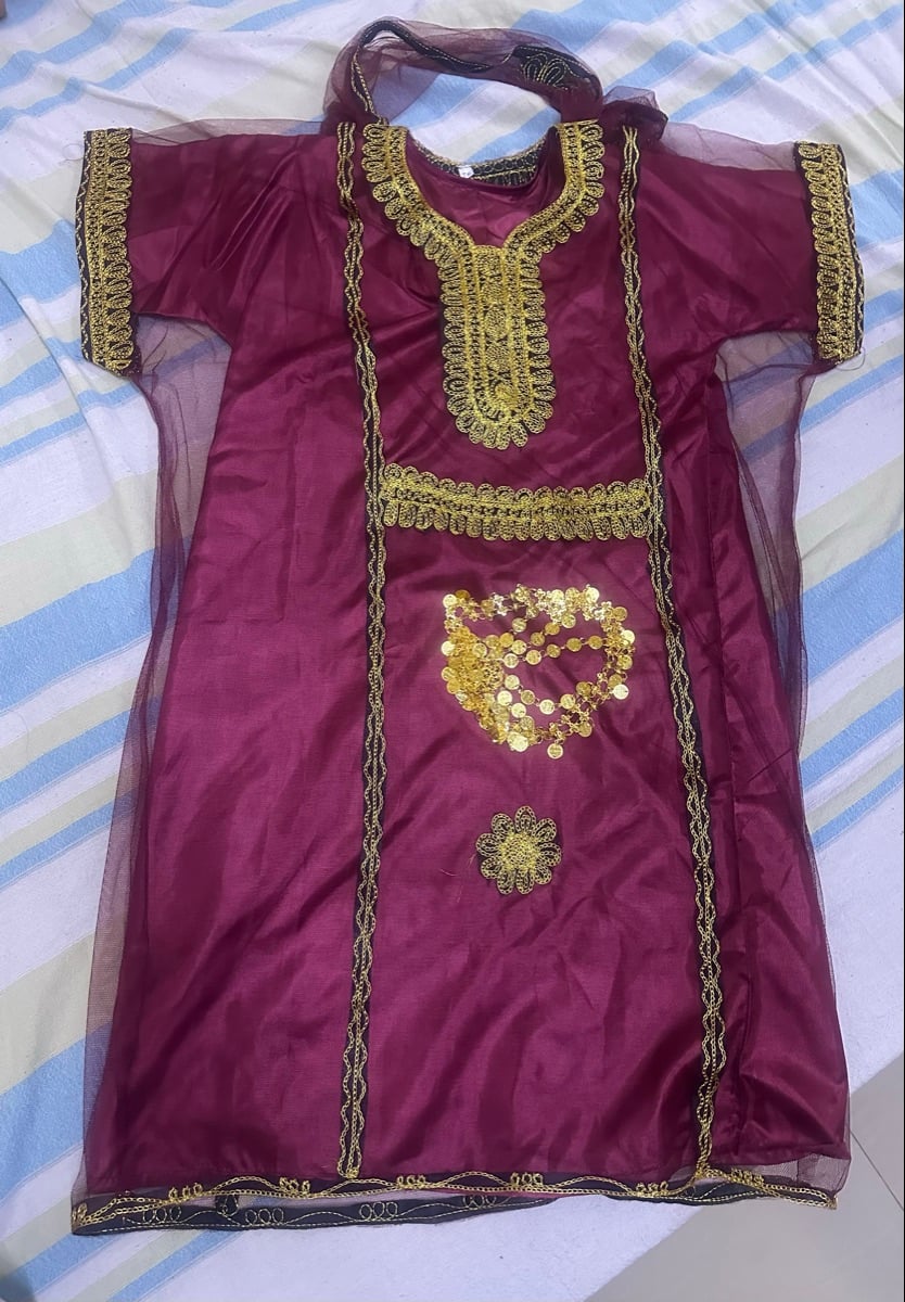 Qatar National Day Dress and Head Jwellery - Image 5