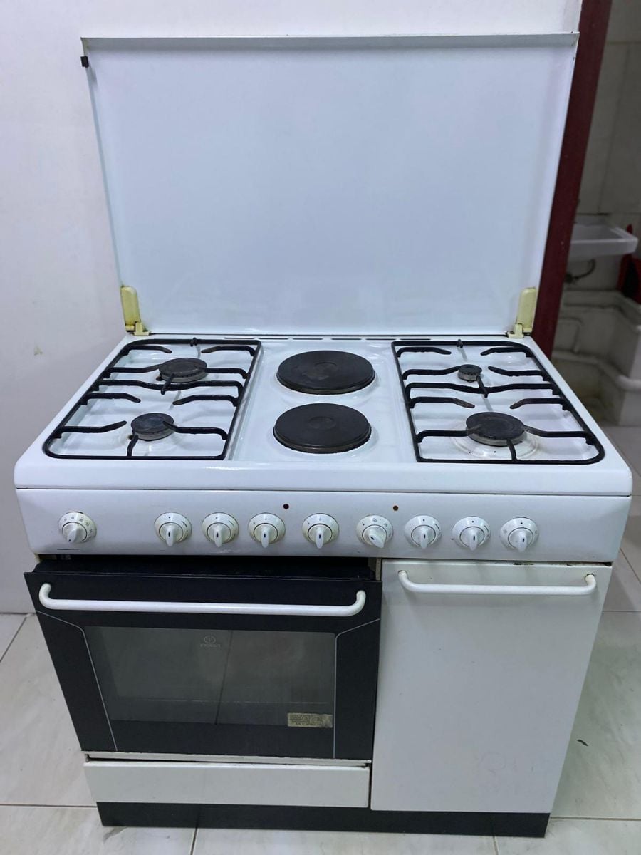 Good condition gas stove - Image 1
