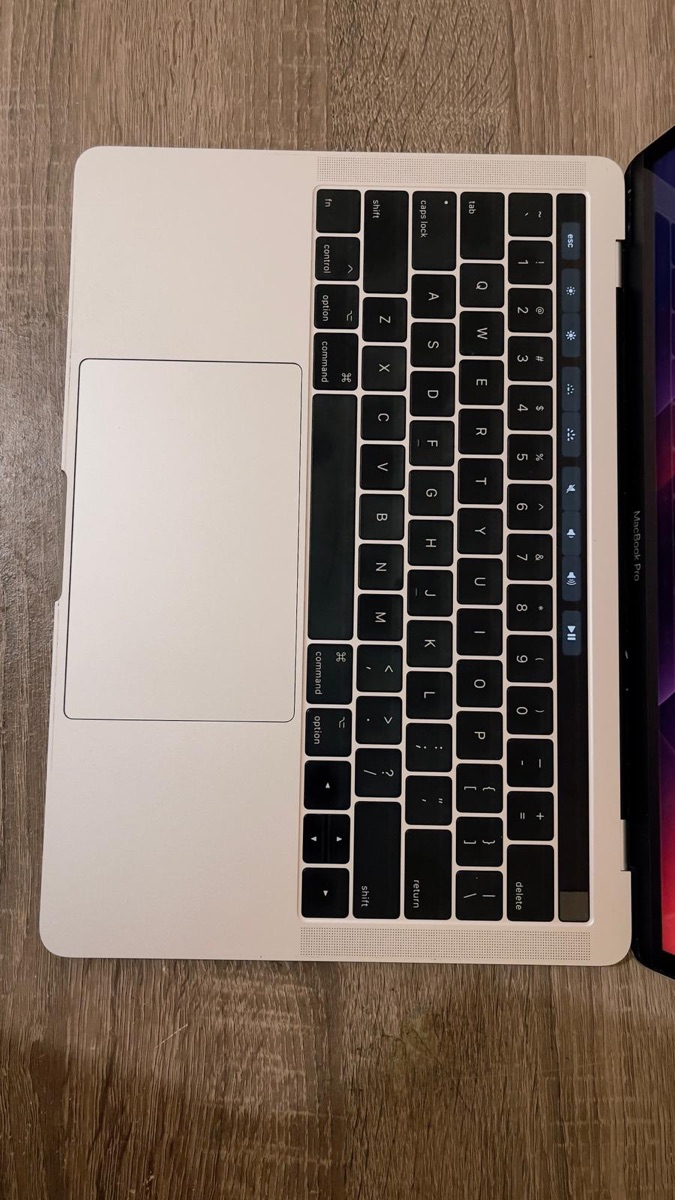 Quick Sale: MacBook Pro (2017) - Fast i5, 8GB RAM - Image 6