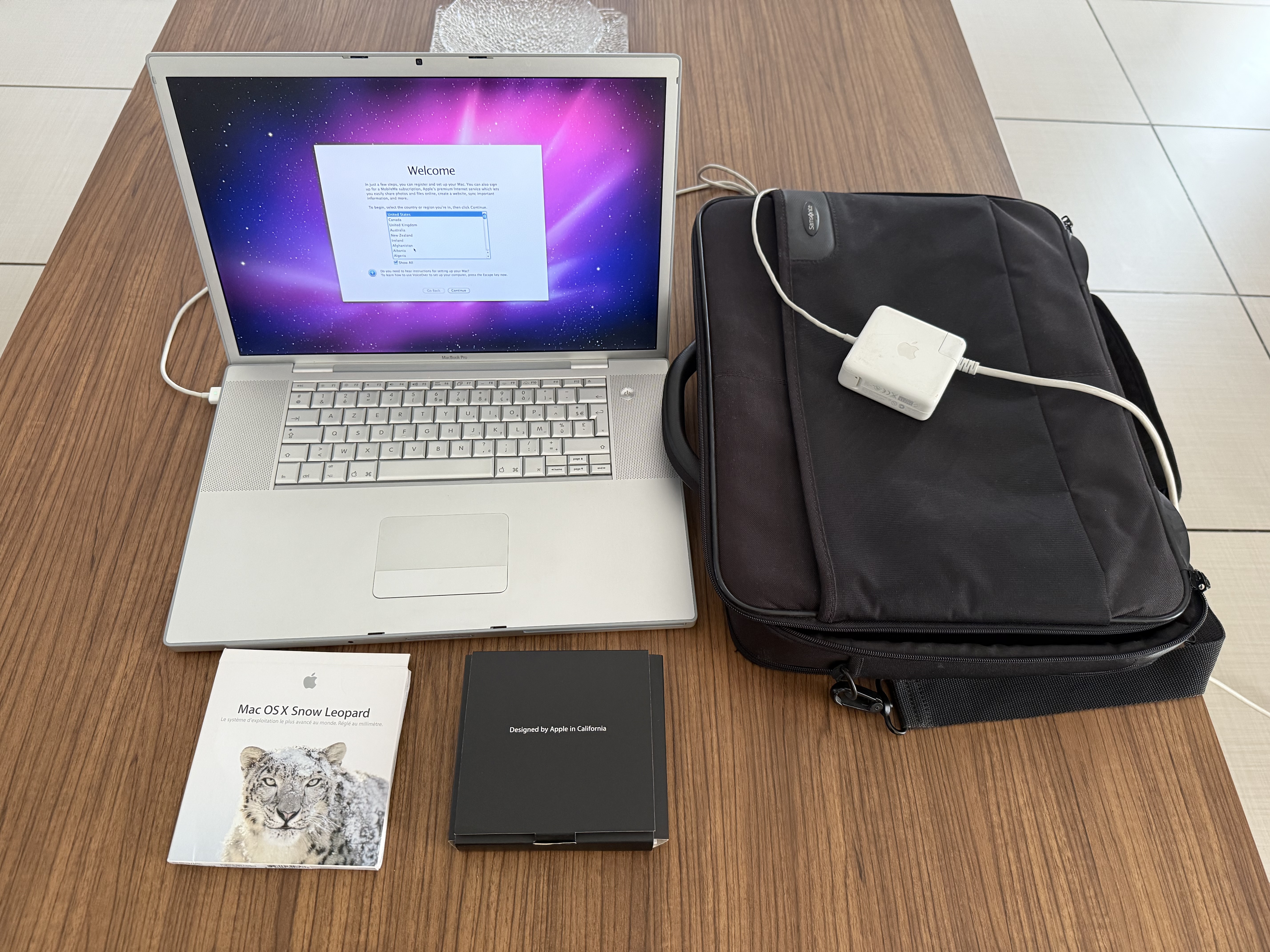 Mac Book Pro 17’’ for sale - Image 1