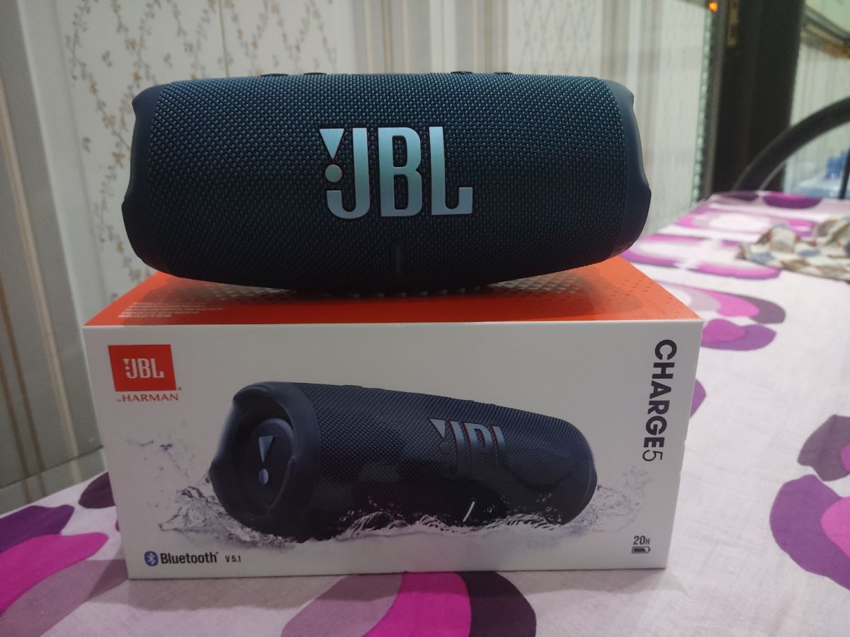 JBL CHARGE5 Blutooth Speaker - Image 4