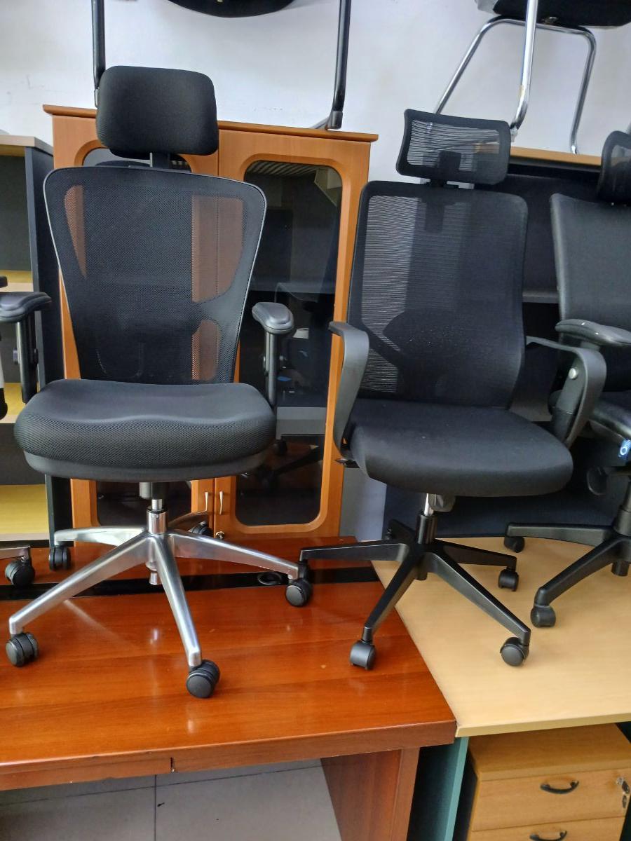 Used office furniture items selling 55157083 - Image 7