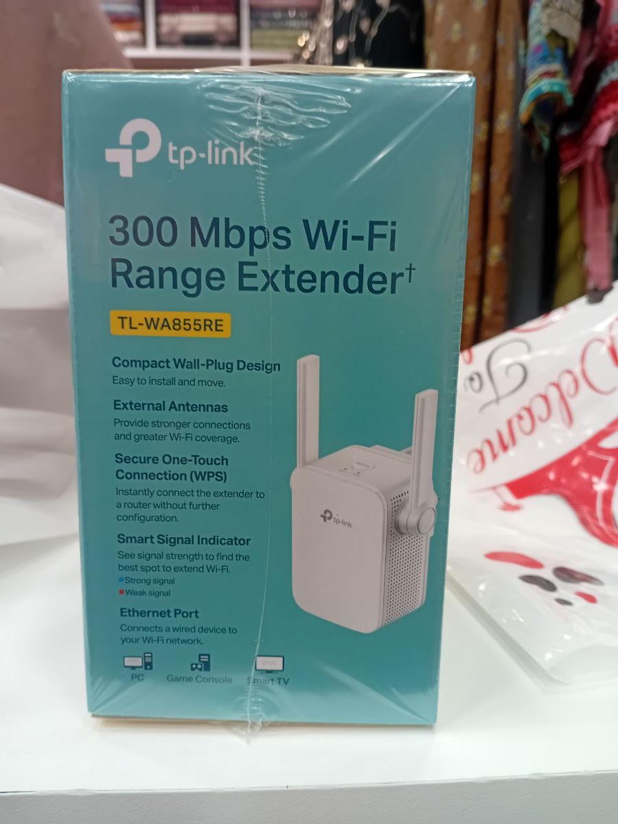 TP link Wifi Extender - Image 3